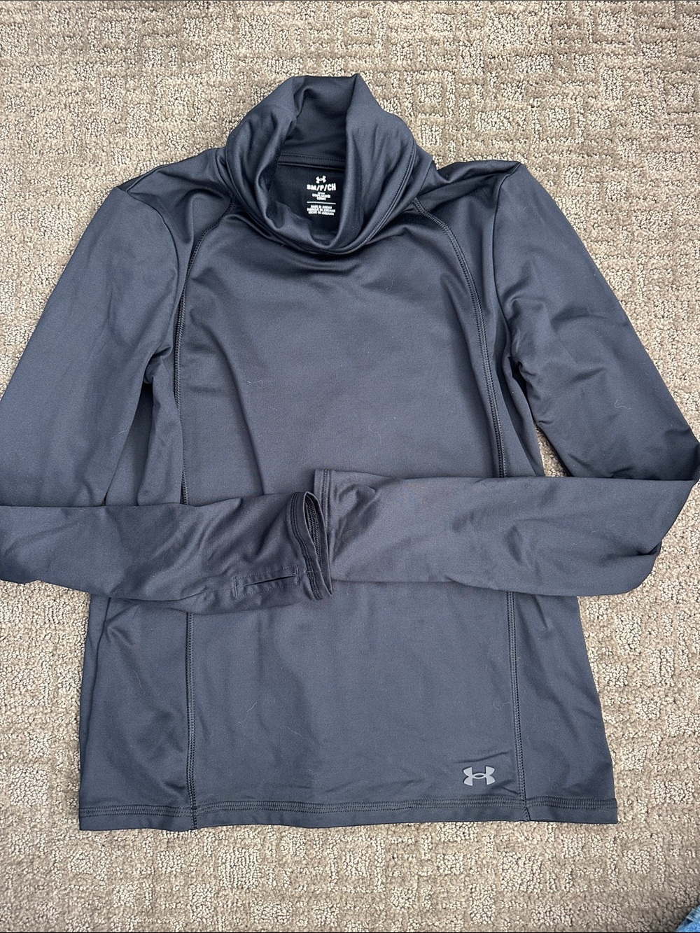 Under Armour Women’s Black ColdGear Long-Sleeve Mock Neck